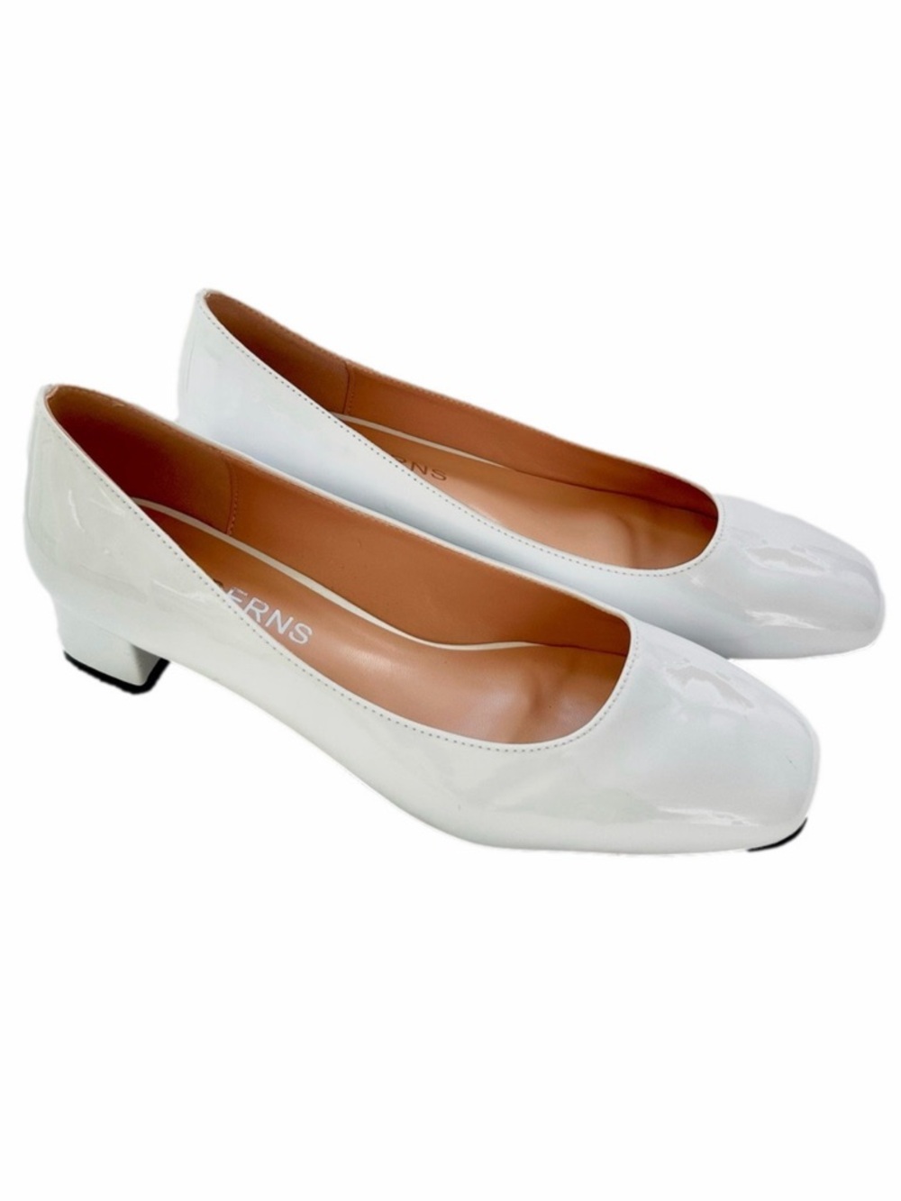 Wayderns White Size 9 Shoes Patent Leather Almond Toe Block Heel Pumps Ladies